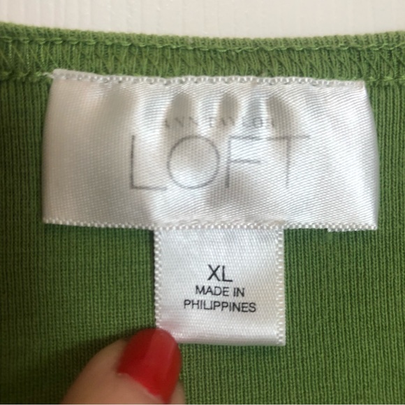 Ann Taylor LOFT  Short Sleeve Pullover Top  Size XL - Picture 2 of 5